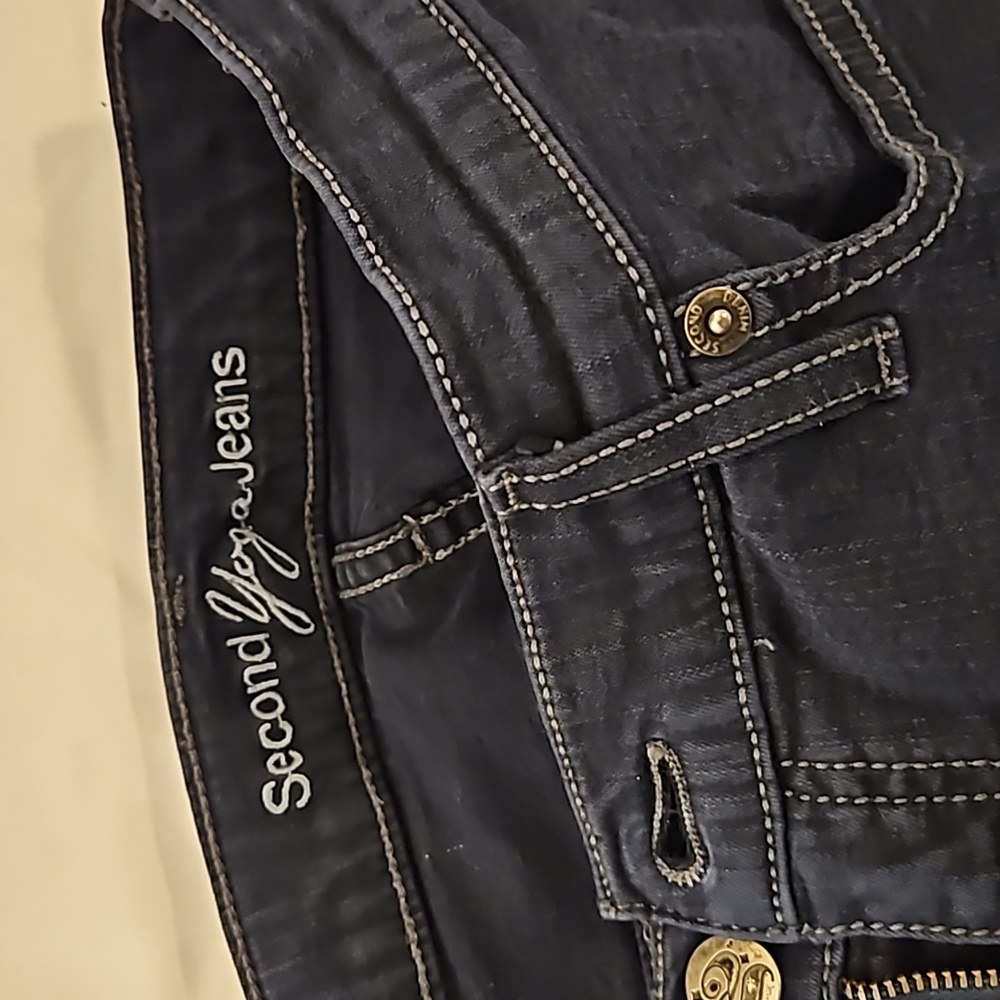 Yoga Jeans